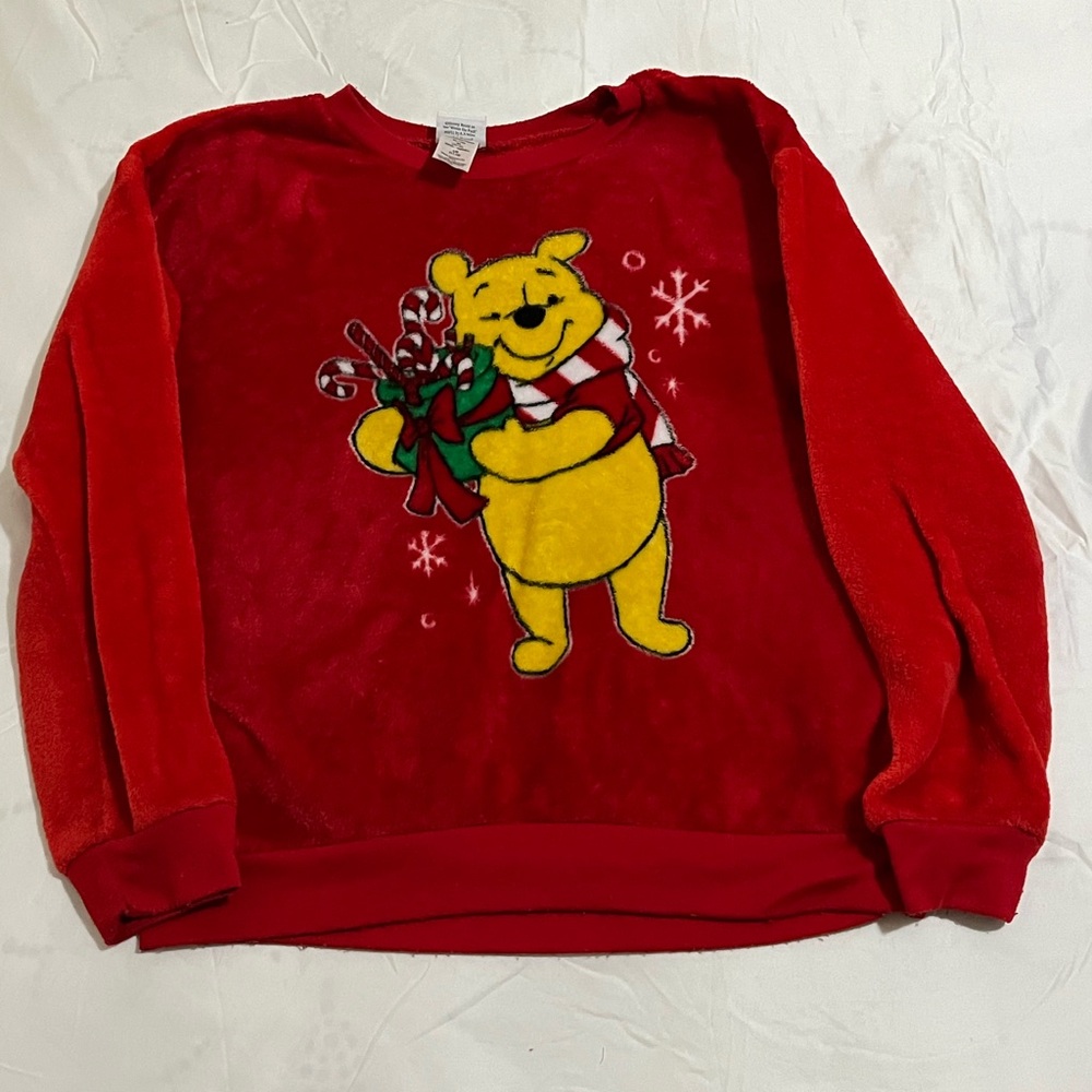 Disney Winnie the Pooh Holiday Red Fleece Sweater Juniors Size Large 11-13